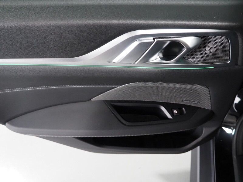 2024 BMW i4 eDrive35 Gran Coupe *HEADS-UP DISPLAY, NAVIGATION, CURVED DISPLAY, SAFETY ALERTS, 360 VIEW CAMERAS, MOONROOF, HEATED SEATS/STEERING, ICONIC SOUNDS, HARMAN/KARDON, WIRELESS CHARGING, ANDROID & APPLE Round Rock TX