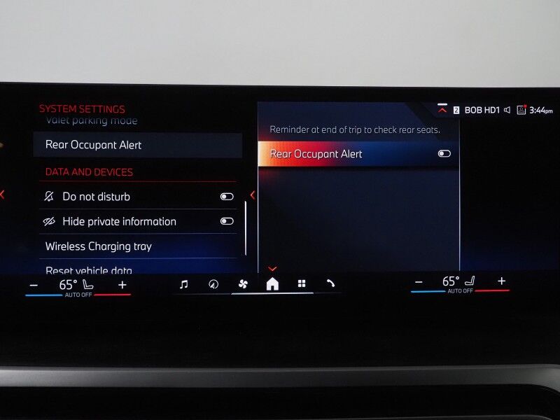 2024 BMW i4 eDrive35 Gran Coupe *HEADS-UP DISPLAY, NAVIGATION, CURVED DISPLAY, SAFETY ALERTS, 360 VIEW CAMERAS, MOONROOF, HEATED SEATS/STEERING, ICONIC SOUNDS, WIRELESS CHARGING, ANDROID & APPLE Round Rock TX