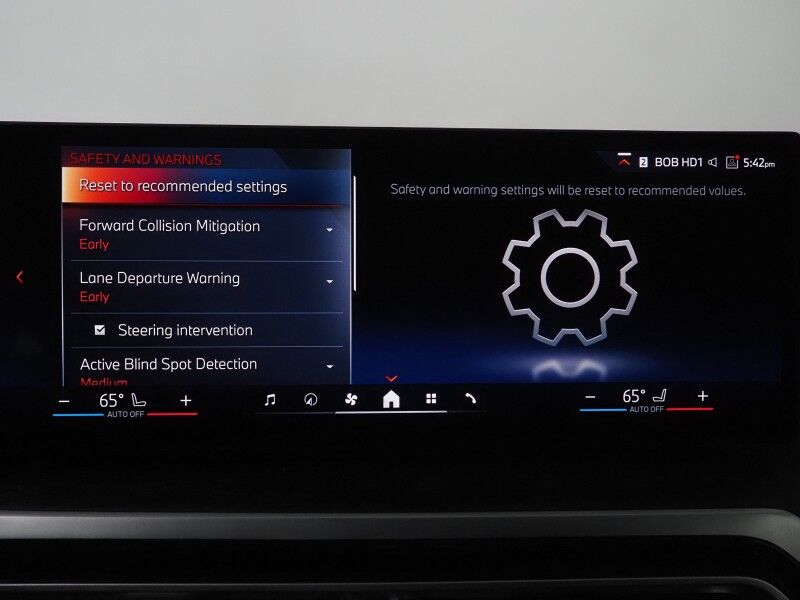 2024 BMW i4 eDrive35 Gran Coupe *HEADS-UP DISPLAY, NAVIGATION, CURVED DISPLAY, SAFETY ALERTS, 360 VIEW CAMERAS, MOONROOF, HEATED SEATS/STEERING, ICONIC SOUNDS, WIRELESS CHARGING, ANDROID & APPLE Round Rock TX