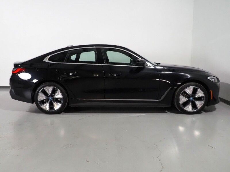 2024 BMW i4 eDrive35 Gran Coupe *HEADS-UP DISPLAY, NAVIGATION, CURVED DISPLAY, SAFETY ALERTS, 360 VIEW CAMERAS, MOONROOF, HEATED SEATS/STEERING, ICONIC SOUNDS, WIRELESS CHARGING, ANDROID & APPLE Round Rock TX