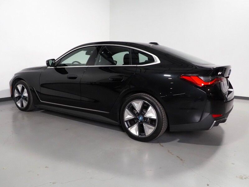 2024 BMW i4 eDrive35 Gran Coupe *HEADS-UP DISPLAY, NAVIGATION, CURVED DISPLAY, SAFETY ALERTS, 360 VIEW CAMERAS, MOONROOF, HEATED SEATS/STEERING, ICONIC SOUNDS, WIRELESS CHARGING, ANDROID & APPLE Round Rock TX