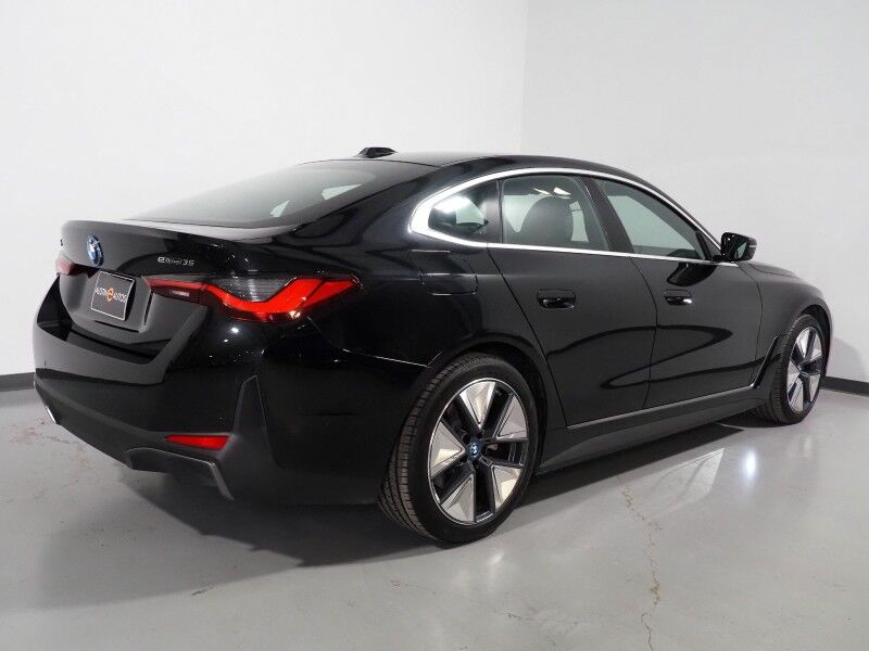 2024 BMW i4 eDrive35 Gran Coupe *HEADS-UP DISPLAY, NAVIGATION, CURVED DISPLAY, SAFETY ALERTS, 360 VIEW CAMERAS, MOONROOF, HEATED SEATS/STEERING, ICONIC SOUNDS, WIRELESS CHARGING, ANDROID & APPLE Round Rock TX