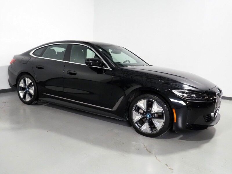 2024 BMW i4 eDrive35 Gran Coupe *HEADS-UP DISPLAY, NAVIGATION, CURVED DISPLAY, SAFETY ALERTS, 360 VIEW CAMERAS, MOONROOF, HEATED SEATS/STEERING, ICONIC SOUNDS, WIRELESS CHARGING, ANDROID & APPLE
