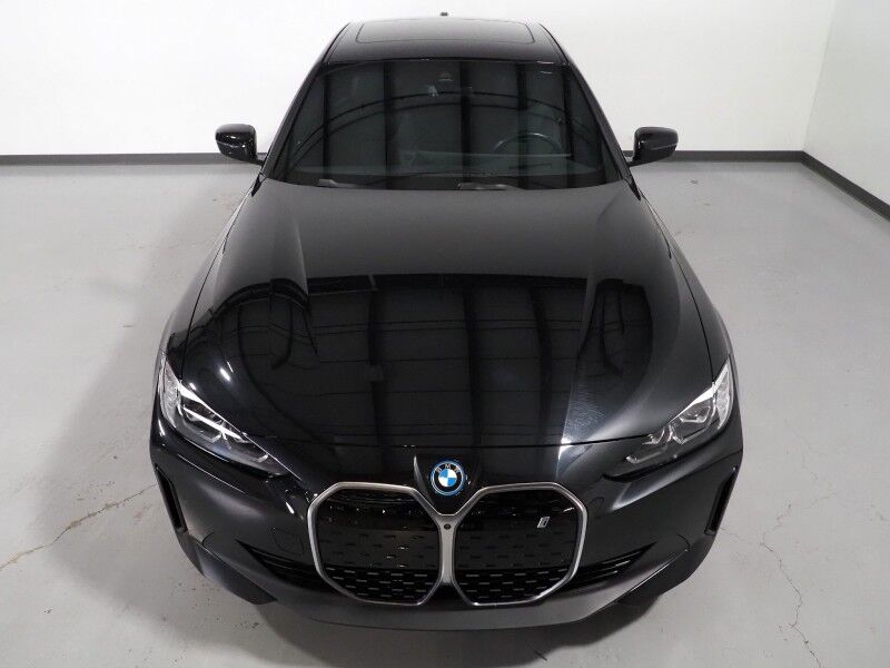 2024 BMW i4 eDrive35 Gran Coupe *HEADS-UP DISPLAY, NAVIGATION, CURVED DISPLAY, SAFETY ALERTS, 360 VIEW CAMERAS, MOONROOF, HEATED SEATS/STEERING, ICONIC SOUNDS, WIRELESS CHARGING, ANDROID & APPLE Round Rock TX