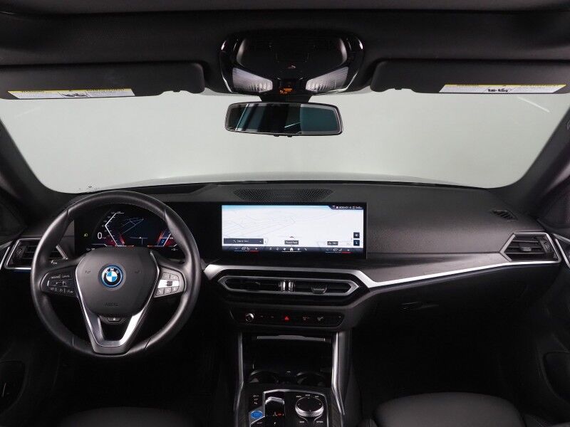 2024 BMW i4 eDrive35 Gran Coupe *HEADS-UP DISPLAY, NAVIGATION, CURVED DISPLAY, SAFETY ALERTS, 360 VIEW CAMERAS, MOONROOF, HEATED SEATS/STEERING, ICONIC SOUNDS, WIRELESS CHARGING, ANDROID & APPLE