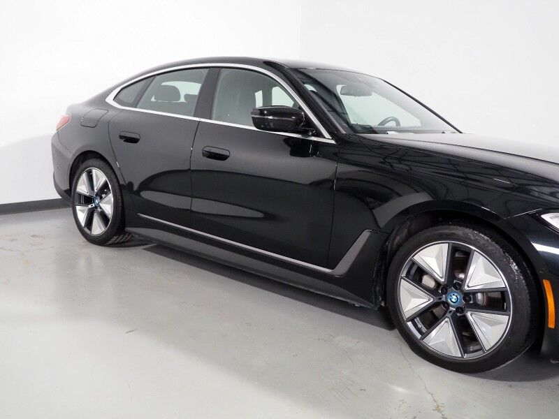 2024 BMW i4 eDrive35 Gran Coupe *HEADS-UP DISPLAY, NAVIGATION, CURVED DISPLAY, SAFETY ALERTS, 360 VIEW CAMERAS, MOONROOF, HEATED SEATS/STEERING, ICONIC SOUNDS, WIRELESS CHARGING, ANDROID & APPLE Round Rock TX