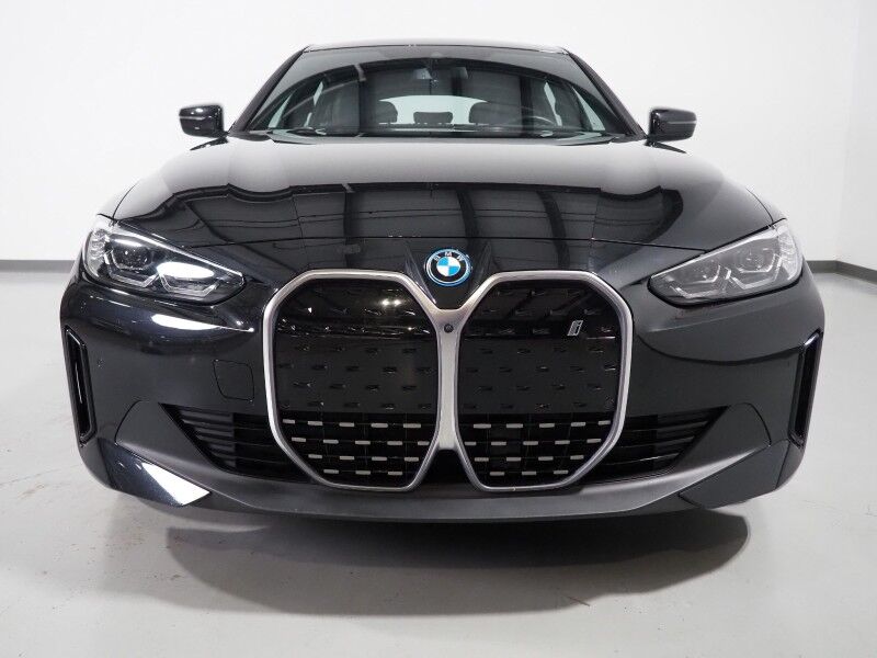 2024 BMW i4 eDrive35 Gran Coupe *HEADS-UP DISPLAY, NAVIGATION, CURVED DISPLAY, SAFETY ALERTS, 360 VIEW CAMERAS, MOONROOF, HEATED SEATS/STEERING, ICONIC SOUNDS, WIRELESS CHARGING, ANDROID & APPLE Round Rock TX