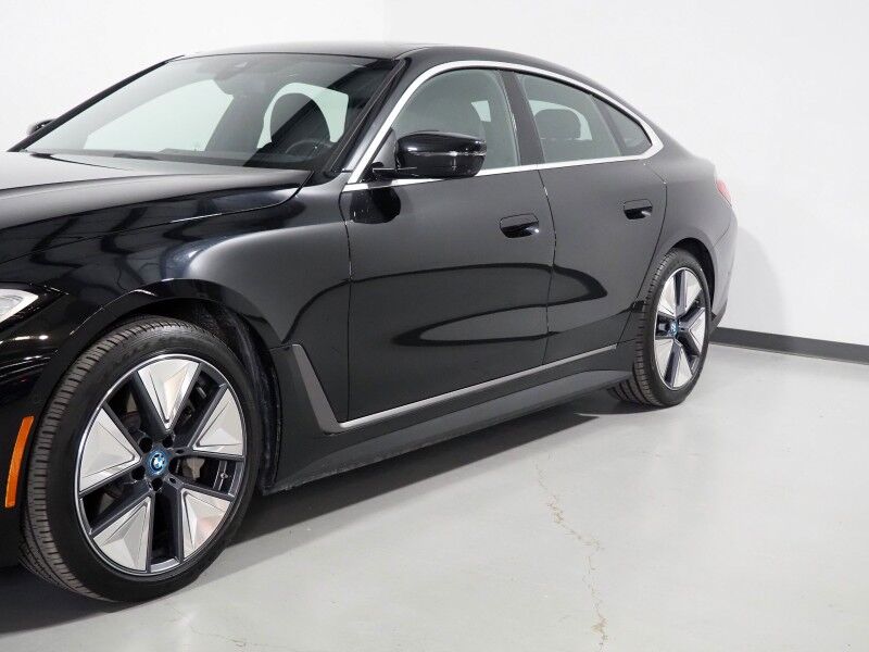 2024 BMW i4 eDrive35 Gran Coupe *HEADS-UP DISPLAY, NAVIGATION, CURVED DISPLAY, SAFETY ALERTS, 360 VIEW CAMERAS, MOONROOF, HEATED SEATS/STEERING, ICONIC SOUNDS, WIRELESS CHARGING, ANDROID & APPLE Round Rock TX