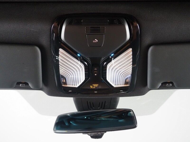 2024 BMW i4 eDrive35 Gran Coupe *HEADS-UP DISPLAY, NAVIGATION, CURVED DISPLAY, SAFETY ALERTS, BACKUP-CAMERA, MOONROOF, HEATED SEATS/STEERING, ICONIC SOUNDS, HARMAN/KARDON, WIRELESS CHARGING, ANDROID & APPLE Round Rock TX