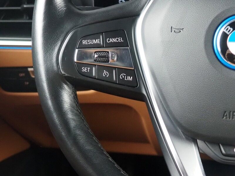 2024 BMW i4 eDrive35 Gran Coupe *HEADS-UP DISPLAY, NAVIGATION, CURVED DISPLAY, SAFETY ALERTS, BACKUP-CAMERA, MOONROOF, HEATED SEATS/STEERING, ICONIC SOUNDS, HARMAN/KARDON, WIRELESS CHARGING, ANDROID & APPLE Round Rock TX