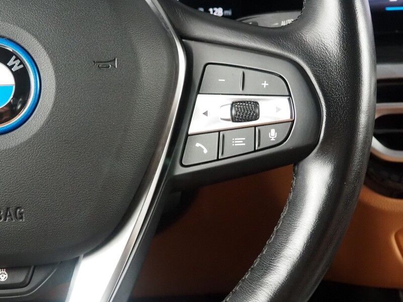 2024 BMW i4 eDrive35 Gran Coupe *HEADS-UP DISPLAY, NAVIGATION, CURVED DISPLAY, SAFETY ALERTS, BACKUP-CAMERA, MOONROOF, HEATED SEATS/STEERING, ICONIC SOUNDS, HARMAN/KARDON, WIRELESS CHARGING, ANDROID & APPLE Round Rock TX