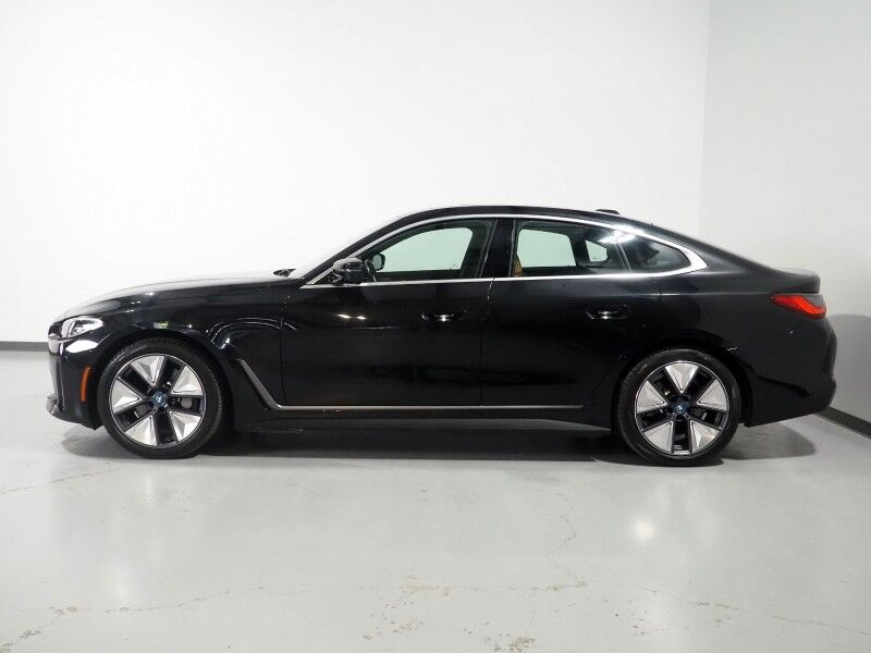 2024 BMW i4 eDrive35 Gran Coupe *HEADS-UP DISPLAY, NAVIGATION, CURVED DISPLAY, SAFETY ALERTS, BACKUP-CAMERA, MOONROOF, HEATED SEATS/STEERING, ICONIC SOUNDS, HARMAN/KARDON, WIRELESS CHARGING, ANDROID & APPLE Round Rock TX