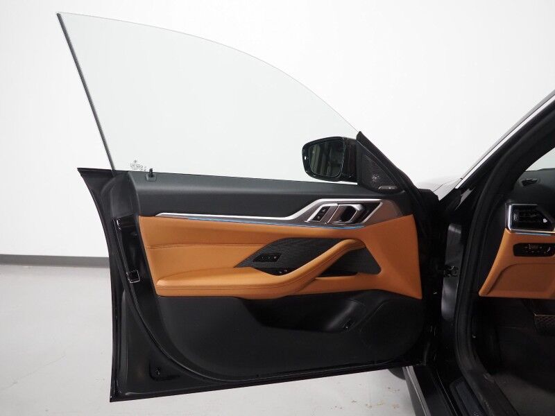 2024 BMW i4 eDrive35 Gran Coupe *HEADS-UP DISPLAY, NAVIGATION, CURVED DISPLAY, SAFETY ALERTS, BACKUP-CAMERA, MOONROOF, HEATED SEATS/STEERING, ICONIC SOUNDS, HARMAN/KARDON, WIRELESS CHARGING, ANDROID & APPLE Round Rock TX