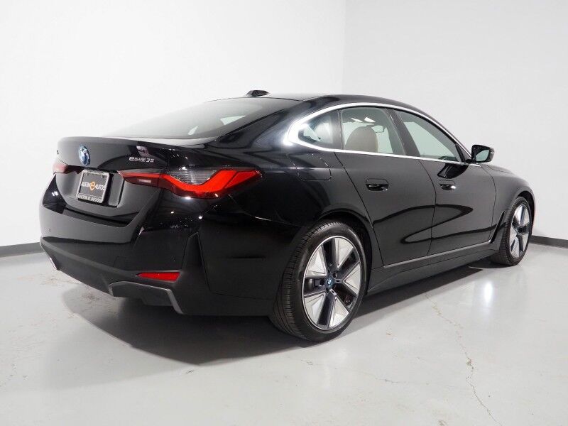 2024 BMW i4 eDrive35 Gran Coupe *HEADS-UP DISPLAY, NAVIGATION, CURVED DISPLAY, SAFETY ALERTS, BACKUP-CAMERA, MOONROOF, HEATED SEATS/STEERING, ICONIC SOUNDS, HARMAN/KARDON, WIRELESS CHARGING, ANDROID & APPLE Round Rock TX