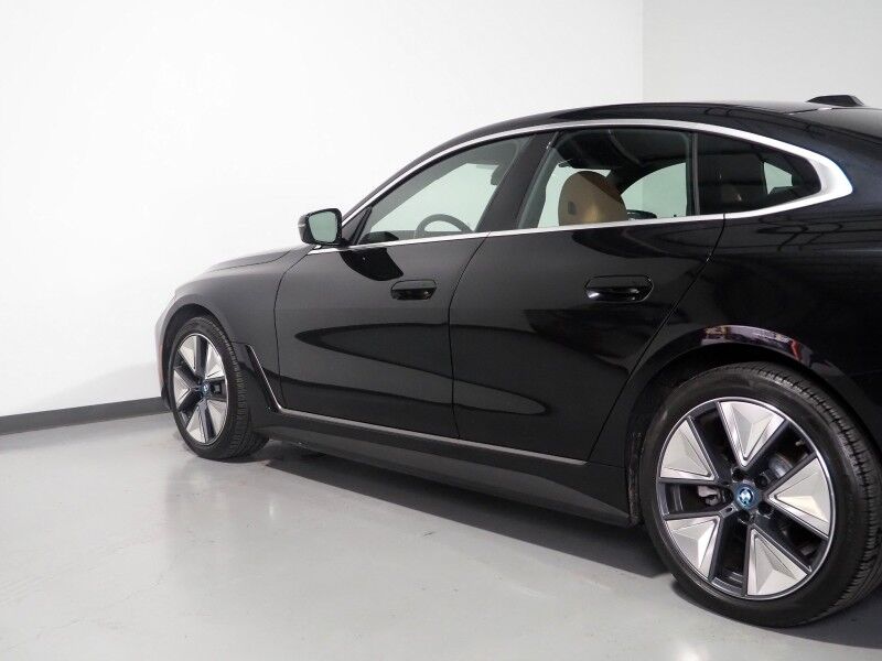 2024 BMW i4 eDrive35 Gran Coupe *HEADS-UP DISPLAY, NAVIGATION, CURVED DISPLAY, SAFETY ALERTS, BACKUP-CAMERA, MOONROOF, HEATED SEATS/STEERING, ICONIC SOUNDS, HARMAN/KARDON, WIRELESS CHARGING, ANDROID & APPLE Round Rock TX