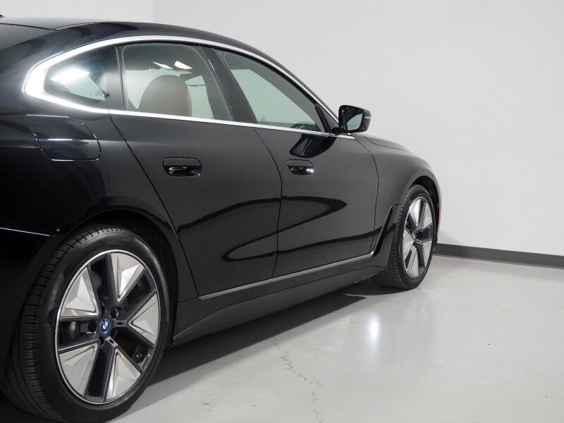 2024 BMW i4 eDrive35 Gran Coupe *HEADS-UP DISPLAY, NAVIGATION, CURVED DISPLAY, SAFETY ALERTS, BACKUP-CAMERA, MOONROOF, HEATED SEATS/STEERING, ICONIC SOUNDS, HARMAN/KARDON, WIRELESS CHARGING, ANDROID & APPLE Round Rock TX