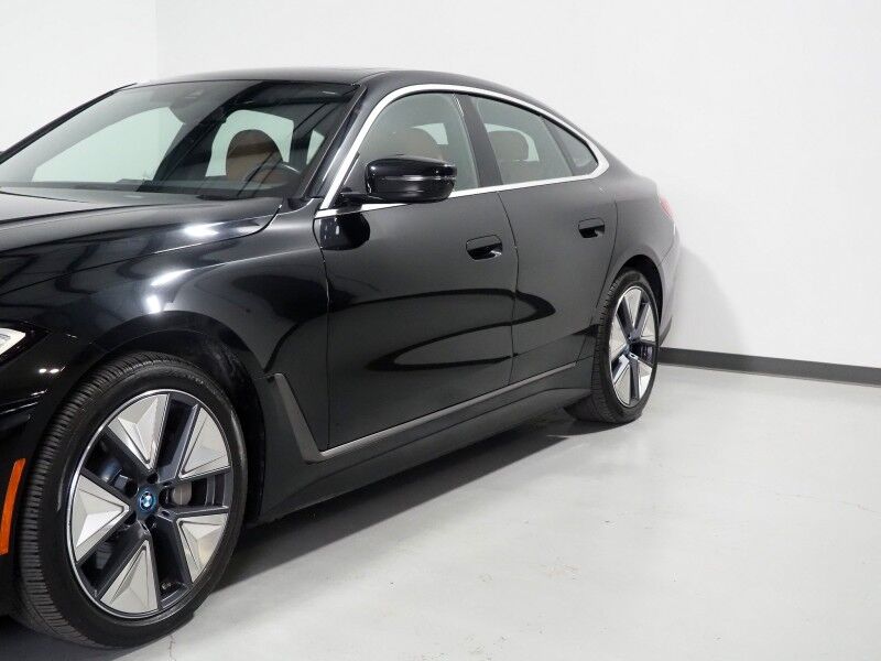 2024 BMW i4 eDrive35 Gran Coupe *HEADS-UP DISPLAY, NAVIGATION, CURVED DISPLAY, SAFETY ALERTS, BACKUP-CAMERA, MOONROOF, HEATED SEATS/STEERING, ICONIC SOUNDS, HARMAN/KARDON, WIRELESS CHARGING, ANDROID & APPLE Round Rock TX