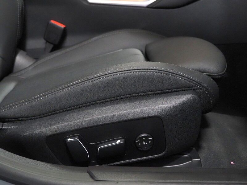 2024 BMW i4 eDrive35 Gran Coupe *M SPORT, DRIVING ASSIST PRO, HEADS-UP DISPLAY, NAVIGATION, CURVED DISPLAY, ADAPTIVE CRUISE, SAFETY ALERTS, 360 CAMERAS, MOONROOF, HEATED SEATS/STEERING, HARMAN/KARDON, WIRELESS CHARGING, ANDROID & APPLE Round Rock TX