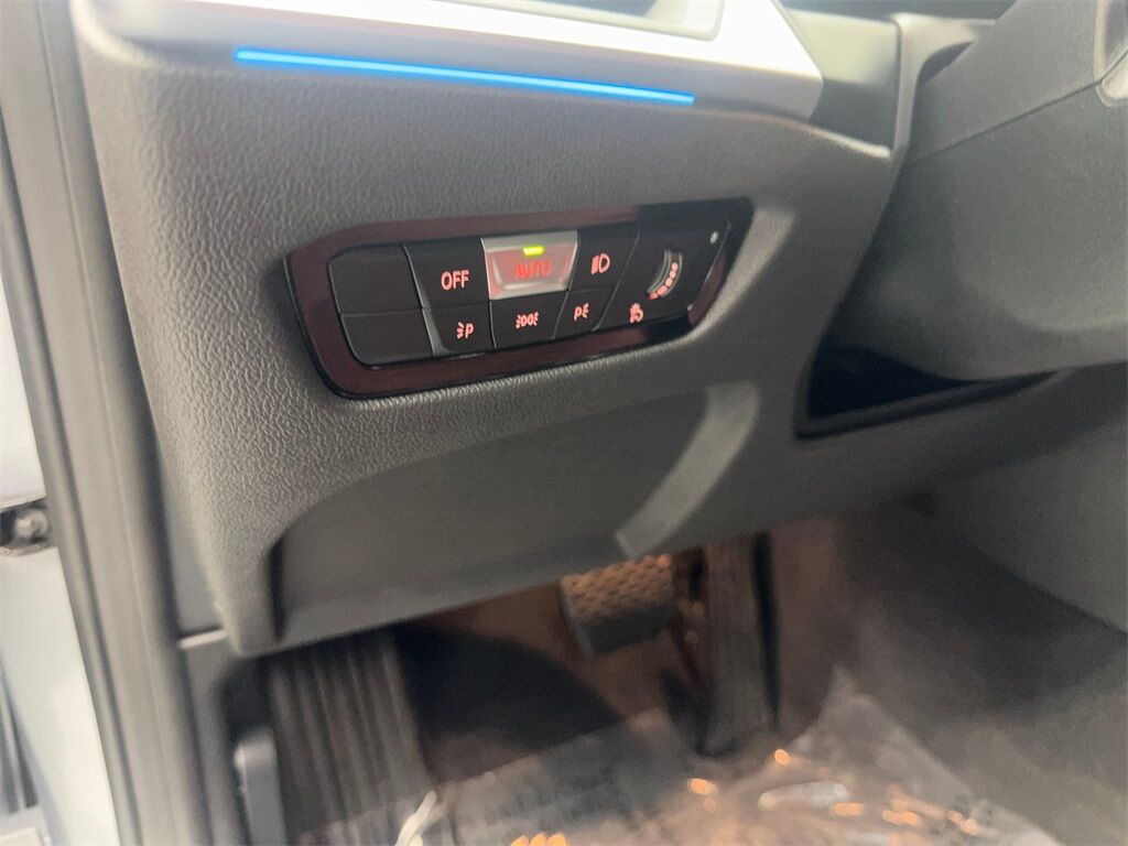 2024 BMW i4 eDrive35 NAV,CAM,SUNROOF,HTD STS,BLIND SPOT,18&quot; WL Irving TX