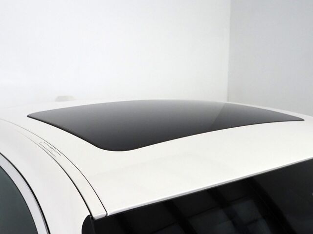 2024 BMW i4 eDrive40 Grand Coupe *DRIVING ASSIST PRO PKG, HEADS-UP DISPLAY, NAVIGATION, CURVED DISPLAY, SAFETY ALERTS, ADAPTIVE CRUISE, 360 CAMERAS, MOONROOF, HEATED SEATS/STEERING, ICONIC SOUNDS, WIRELESS CHARGING, ANDROID & APPLE Round Rock TX