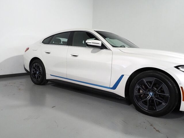 2024 BMW i4 eDrive40 Grand Coupe *DRIVING ASSIST PRO PKG, HEADS-UP DISPLAY, NAVIGATION, CURVED DISPLAY, SAFETY ALERTS, ADAPTIVE CRUISE, 360 CAMERAS, MOONROOF, HEATED SEATS/STEERING, ICONIC SOUNDS, WIRELESS CHARGING, ANDROID & APPLE Round Rock TX