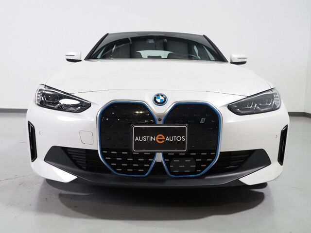 2024 BMW i4 eDrive40 Grand Coupe *DRIVING ASSIST PRO PKG, HEADS-UP DISPLAY, NAVIGATION, CURVED DISPLAY, SAFETY ALERTS, ADAPTIVE CRUISE, 360 CAMERAS, MOONROOF, HEATED SEATS/STEERING, ICONIC SOUNDS, WIRELESS CHARGING, ANDROID & APPLE Round Rock TX