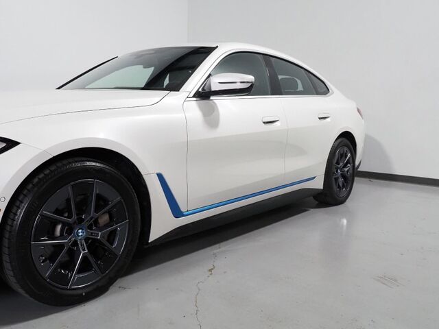2024 BMW i4 eDrive40 Grand Coupe *DRIVING ASSIST PRO PKG, HEADS-UP DISPLAY, NAVIGATION, CURVED DISPLAY, SAFETY ALERTS, ADAPTIVE CRUISE, 360 CAMERAS, MOONROOF, HEATED SEATS/STEERING, ICONIC SOUNDS, WIRELESS CHARGING, ANDROID & APPLE Round Rock TX