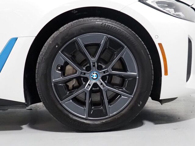 2024 BMW i4 eDrive40 Grand Coupe *DRIVING ASSIST PRO PKG, HEADS-UP DISPLAY, NAVIGATION, CURVED DISPLAY, SAFETY ALERTS, ADAPTIVE CRUISE, 360 CAMERAS, MOONROOF, HEATED SEATS/STEERING, ICONIC SOUNDS, WIRELESS CHARGING, ANDROID & APPLE Round Rock TX