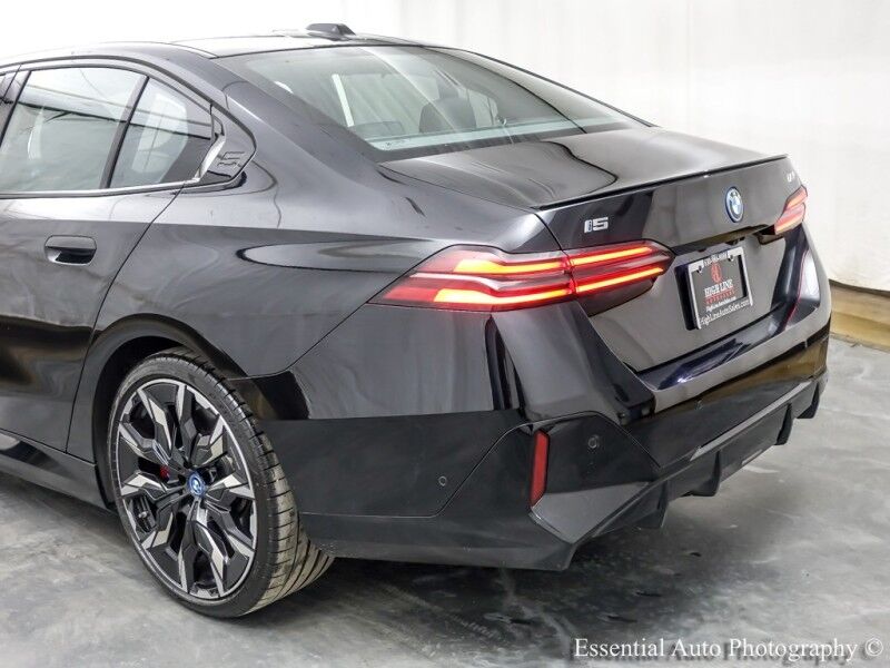 2024 BMW i5 M60 Willowbrook IL