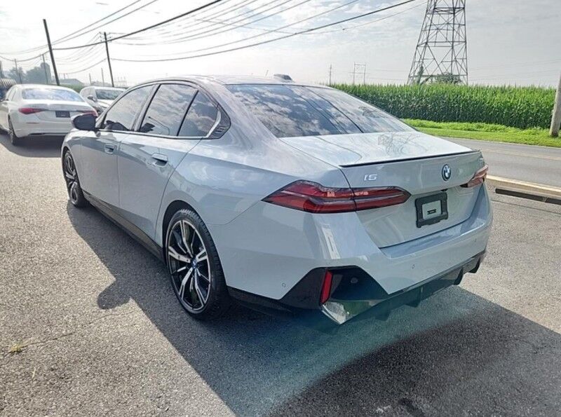 2024 BMW i5 M60 Willowbrook IL