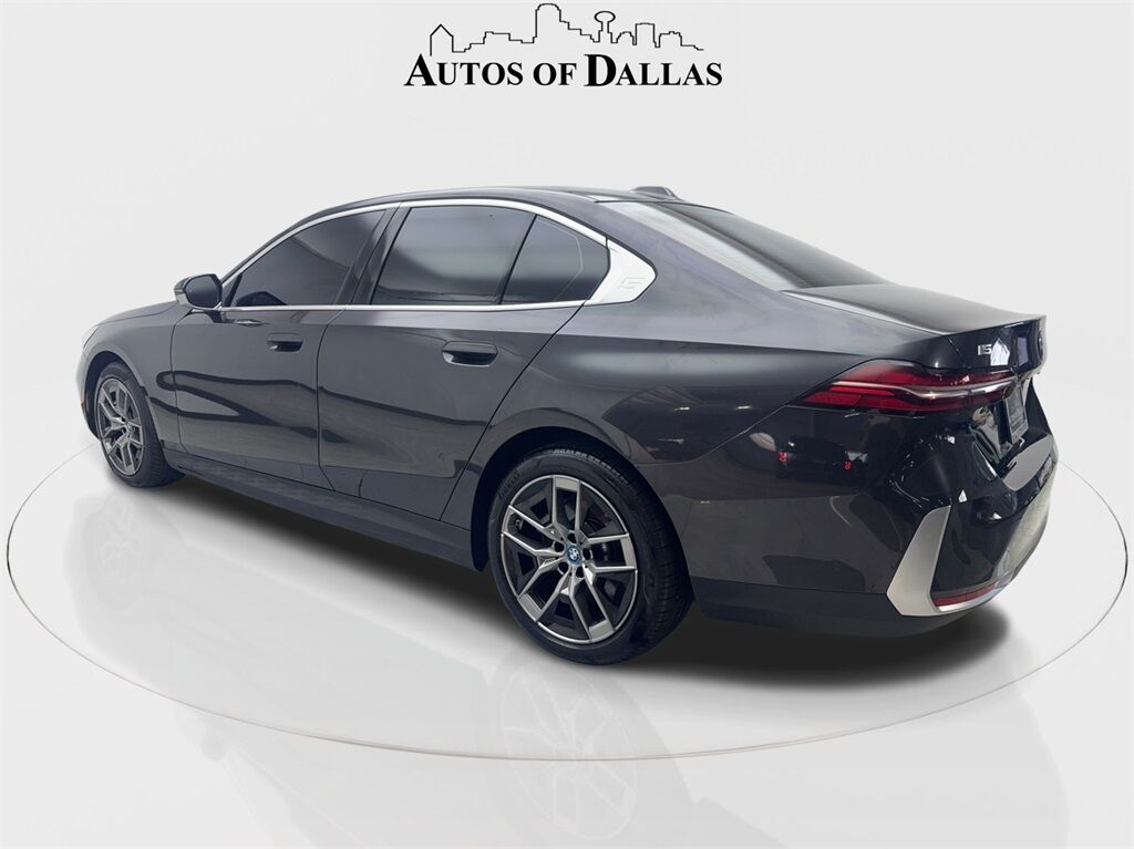 2024 BMW i5 eDrive40 NAV,CAM,PANO,HTD STS,BLIND SPOT,19&quot; WLS Irving TX