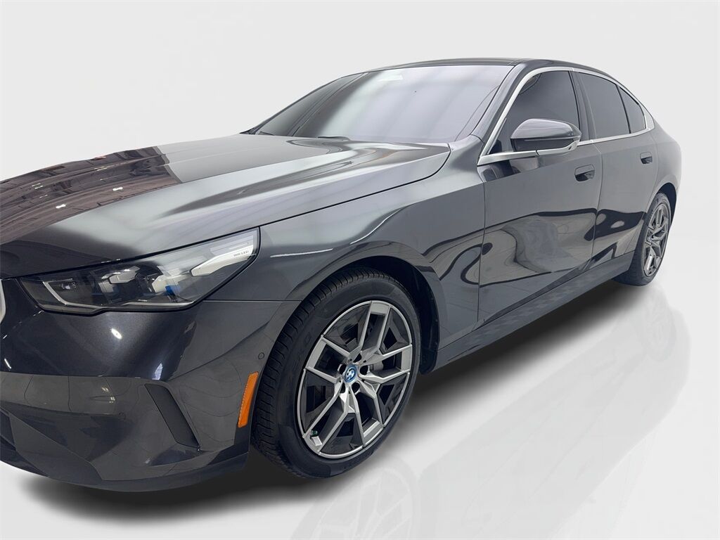 2024 BMW i5 eDrive40 NAV,CAM,PANO,HTD STS,BLIND SPOT,19&quot; WLS Irving TX