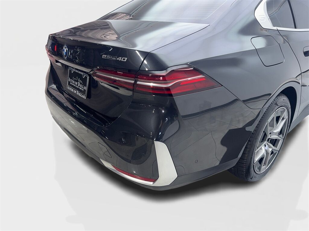 2024 BMW i5 eDrive40 NAV,CAM,PANO,HTD STS,BLIND SPOT,19&quot; WLS Irving TX