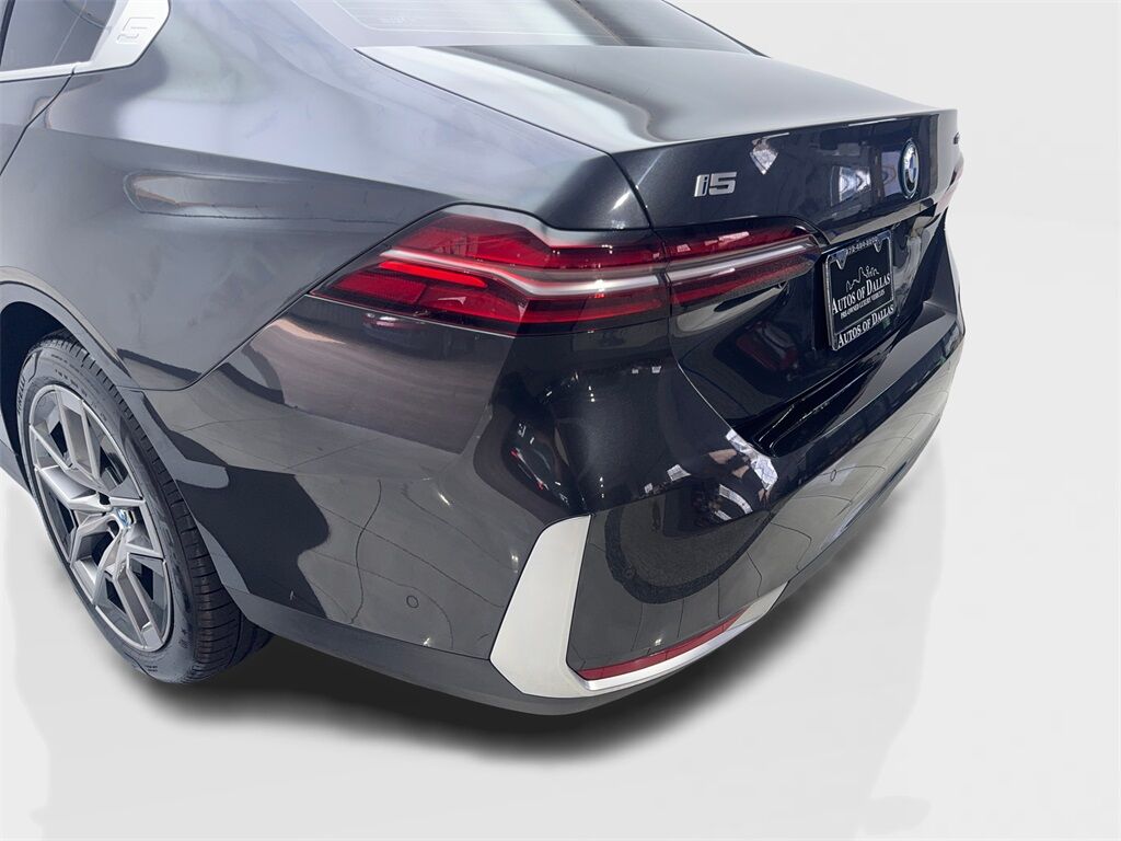 2024 BMW i5 eDrive40 NAV,CAM,PANO,HTD STS,BLIND SPOT,19&quot; WLS Irving TX