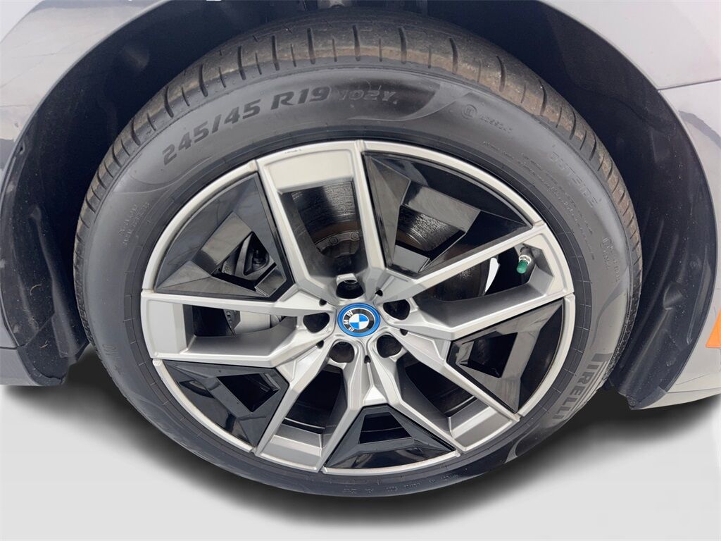 2024 BMW i5 eDrive40 NAV,CAM,PANO,HTD STS,BLIND SPOT,19&quot; WLS Irving TX