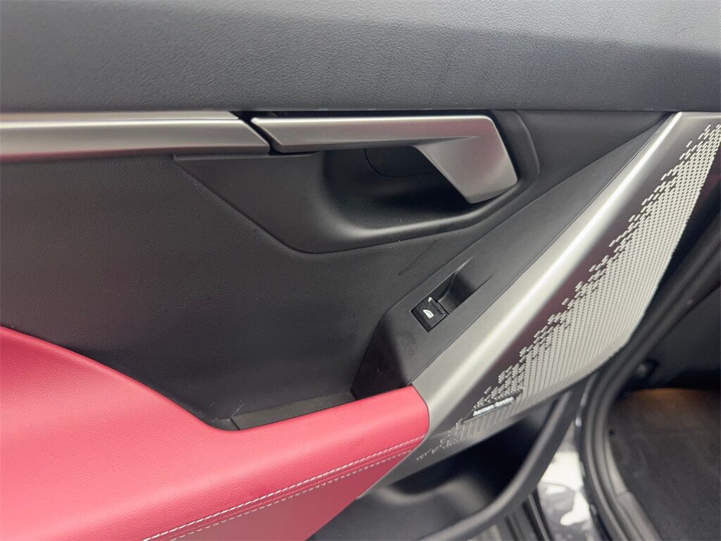 2024 BMW i5 eDrive40 NAV,CAM,PANO,HTD STS,BLIND SPOT,19&quot; WLS Irving TX