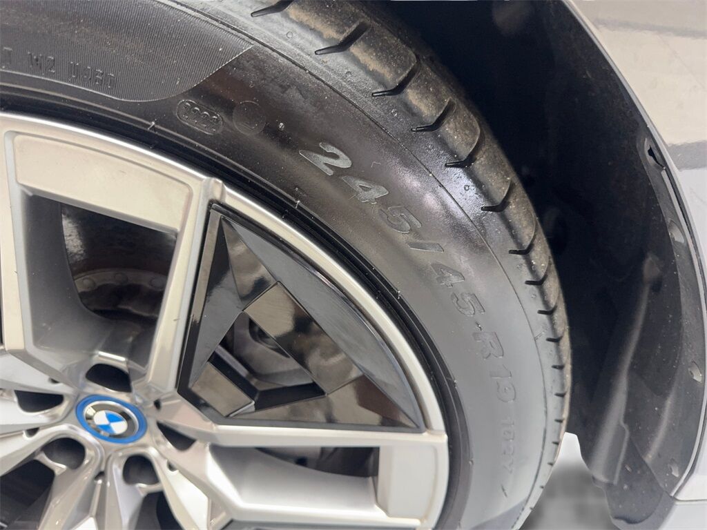 2024 BMW i5 eDrive40 NAV,CAM,PANO,HTD STS,BLIND SPOT,19&quot; WLS Irving TX