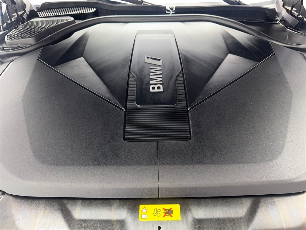 2024 BMW i5 eDrive40 NAV,CAM,PANO,HTD STS,BLIND SPOT,19&quot; WLS Irving TX