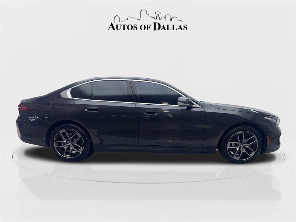 2024 BMW i5 eDrive40 NAV,CAM,PANO,HTD STS,BLIND SPOT,19&quot; WLS Irving TX