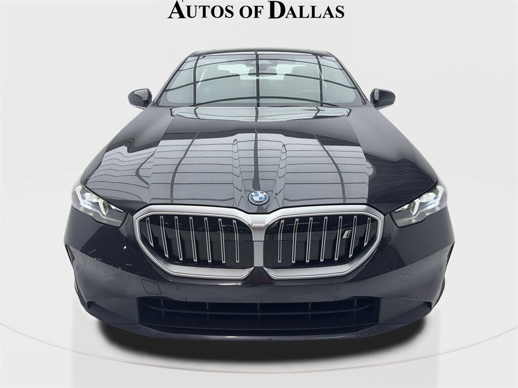 2024 BMW i5 eDrive40 NAV,CAM,SUNROOF,HTD STS,BLIND SPOT,HEADS Plano TX