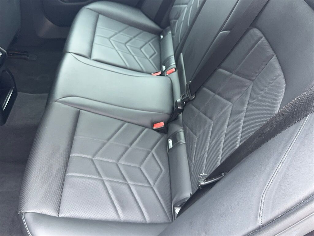 2024 BMW i5 eDrive40 NAV,CAM,SUNROOF,HTD STS,BLIND SPOT,HEADS Plano TX