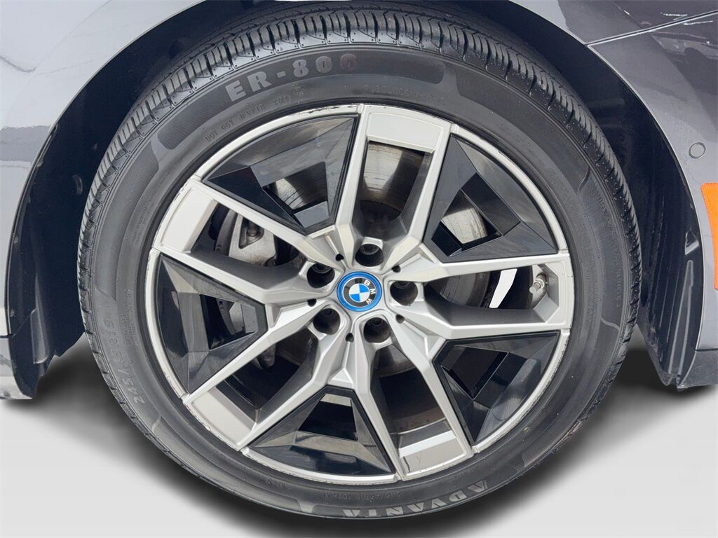 2024 BMW i5 eDrive40 NAV,CAM,SUNROOF,HTD STS,BLIND SPOT,HEADS Plano TX