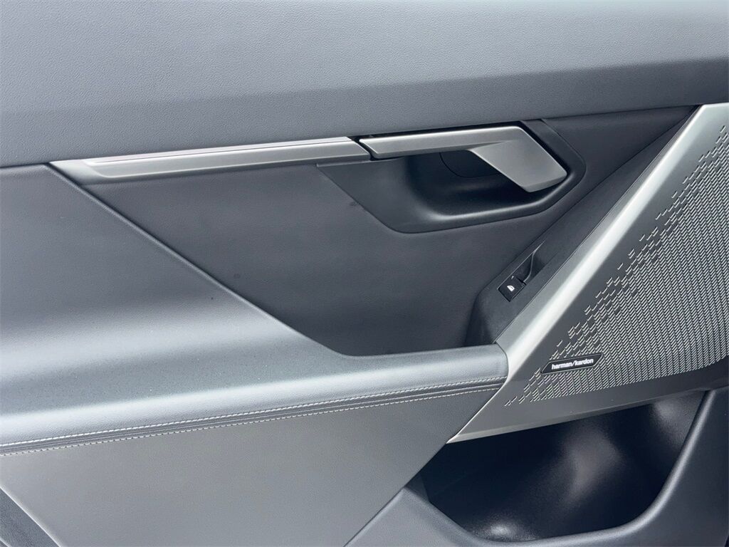 2024 BMW i5 eDrive40 NAV,CAM,SUNROOF,HTD STS,BLIND SPOT,HEADS Plano TX