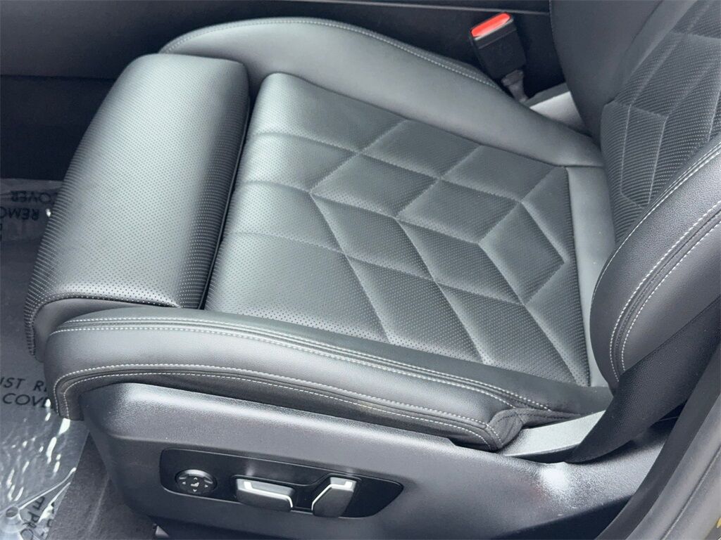 2024 BMW i5 eDrive40 NAV,CAM,SUNROOF,HTD STS,BLIND SPOT,HEADS Plano TX