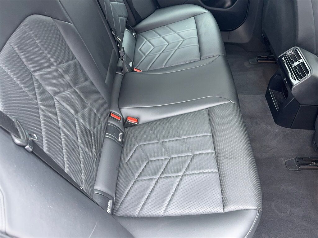 2024 BMW i5 eDrive40 NAV,CAM,SUNROOF,HTD STS,BLIND SPOT,HEADS Plano TX