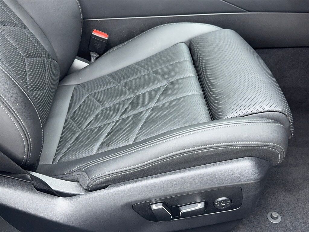 2024 BMW i5 eDrive40 NAV,CAM,SUNROOF,HTD STS,BLIND SPOT,HEADS Plano TX
