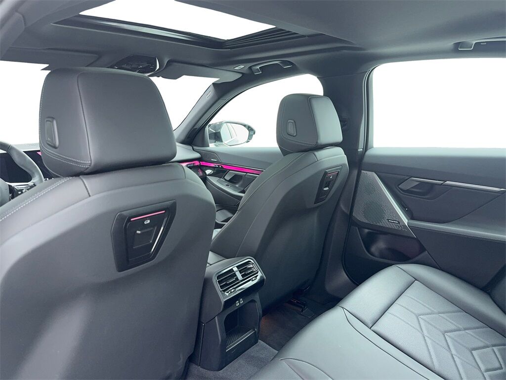 2024 BMW i5 eDrive40 NAV,CAM,SUNROOF,HTD STS,HEADS UP Plano TX