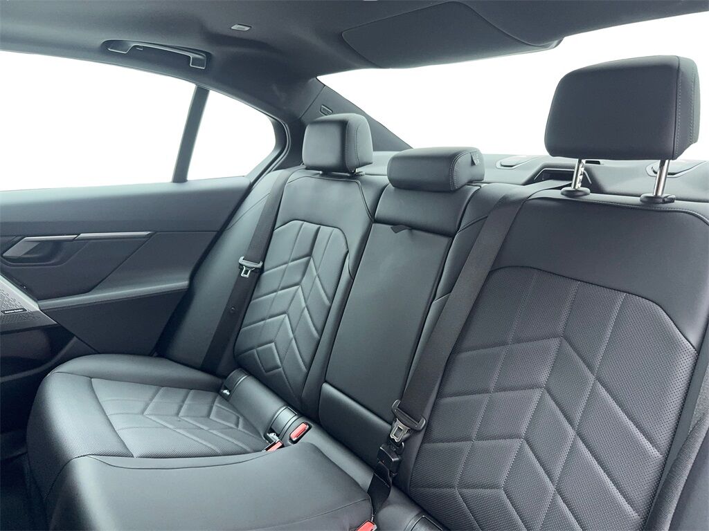 2024 BMW i5 eDrive40 NAV,CAM,SUNROOF,HTD STS,HEADS UP Plano TX