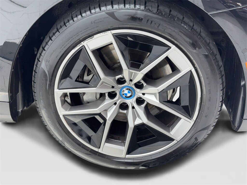 2024 BMW i5 eDrive40 NAV,CAM,SUNROOF,HTD STS,HEADS UP Plano TX