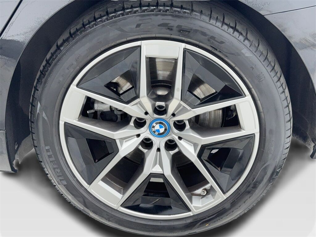 2024 BMW i5 eDrive40 NAV,CAM,SUNROOF,HTD STS,HEADS UP Plano TX